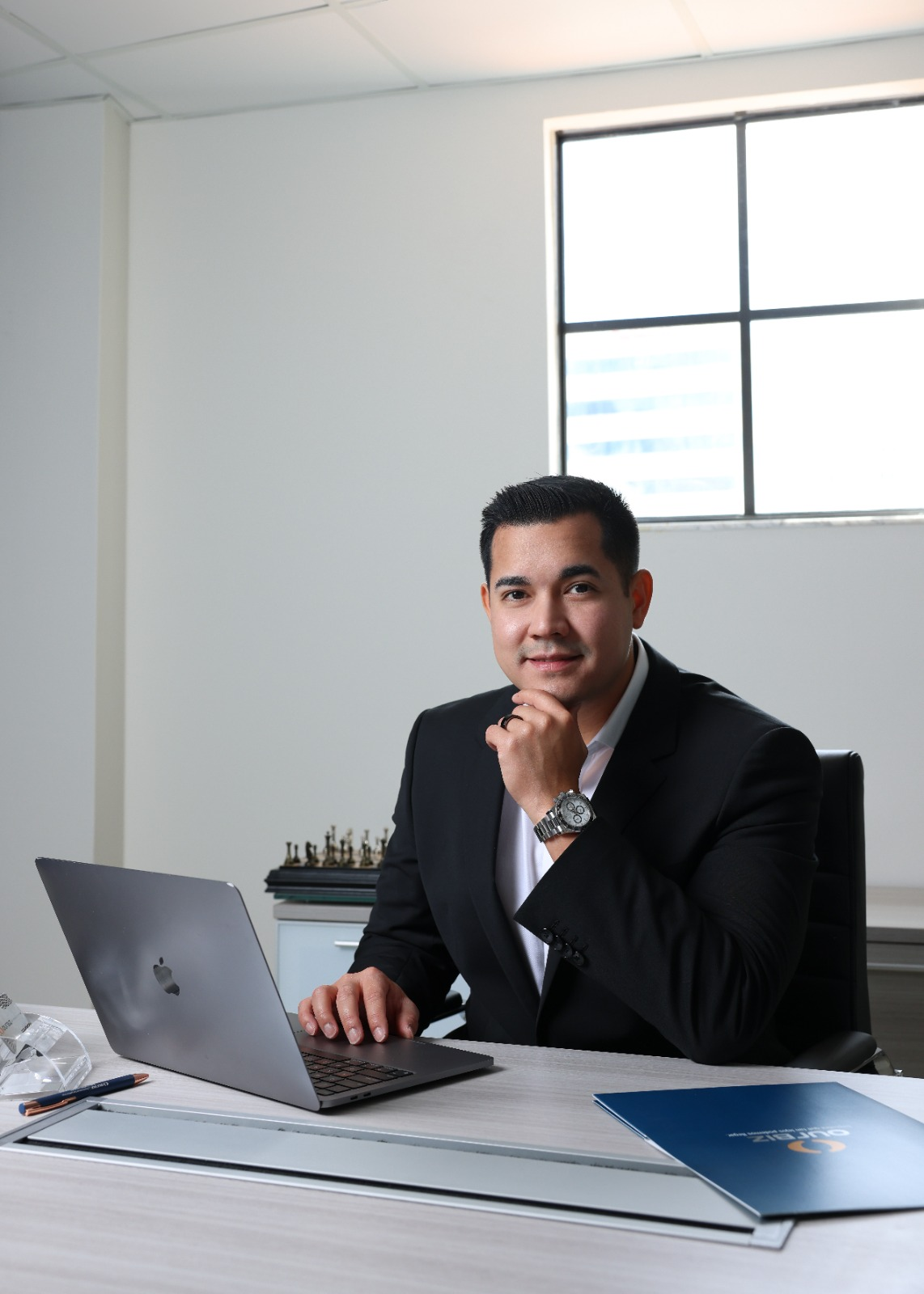How Chris Chiong Is Unlocking Financial Power for the Next Generation of Latino Entrepreneurs